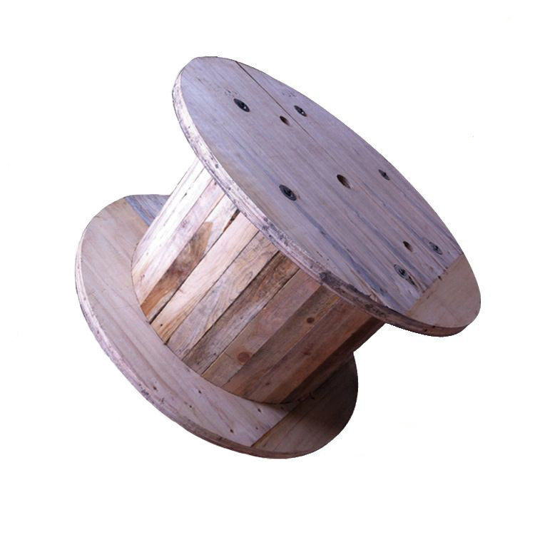 4 Way Wooden Cable Reel Round Duża drewniana cewka kablowa używana do kabli